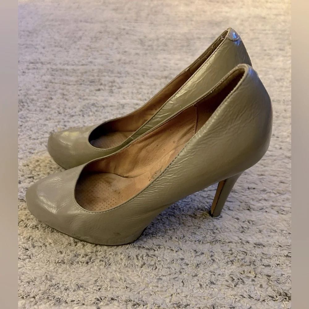 CORSO COMO - BEIGE LEATHER STILETTO - Size 8
